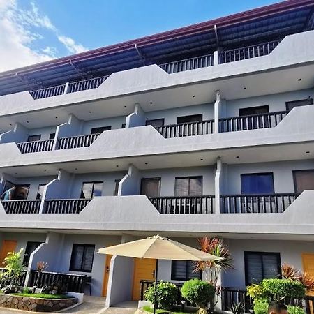 Mayfair Resort 팡라오 외부 사진