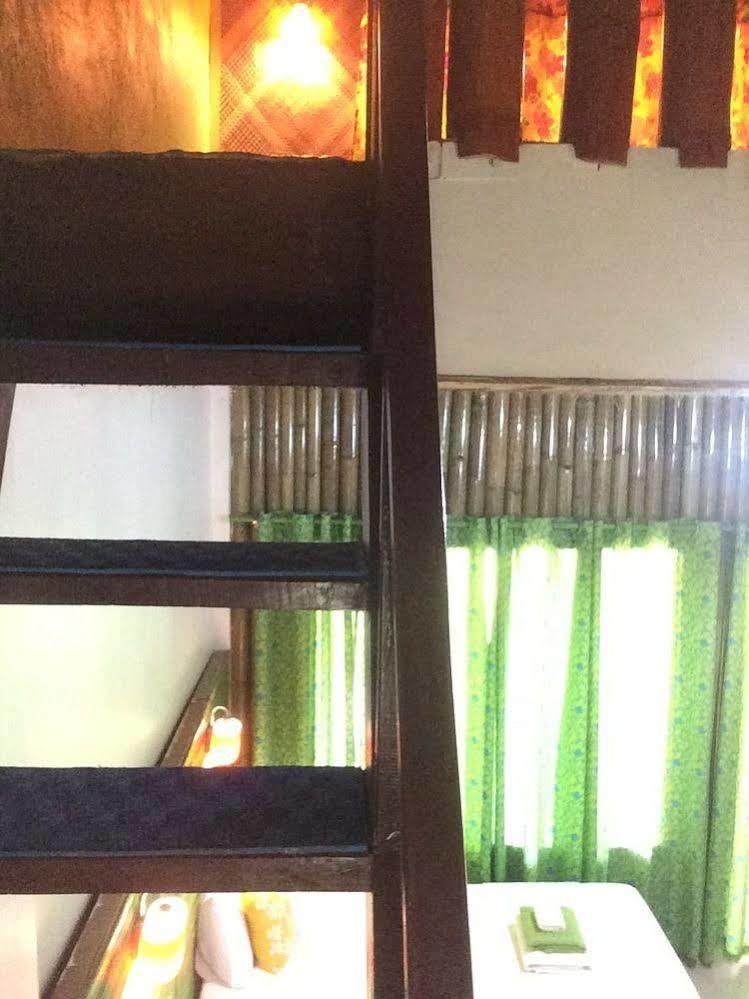 Mayfair Resort 팡라오 외부 사진
